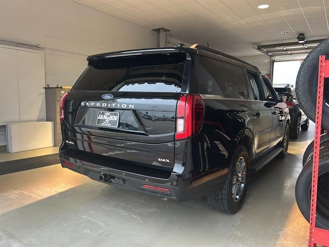 2025 Ford Expedition Active MAX