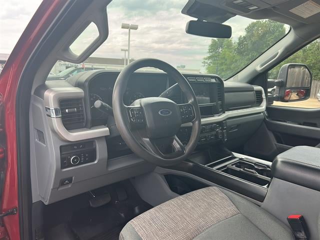 2023 Ford F-350 XLT