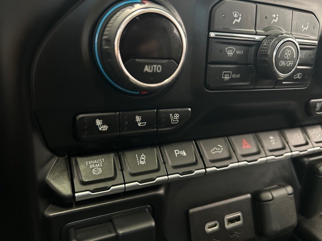 2022 Chevrolet Silverado 2500 HD High Country