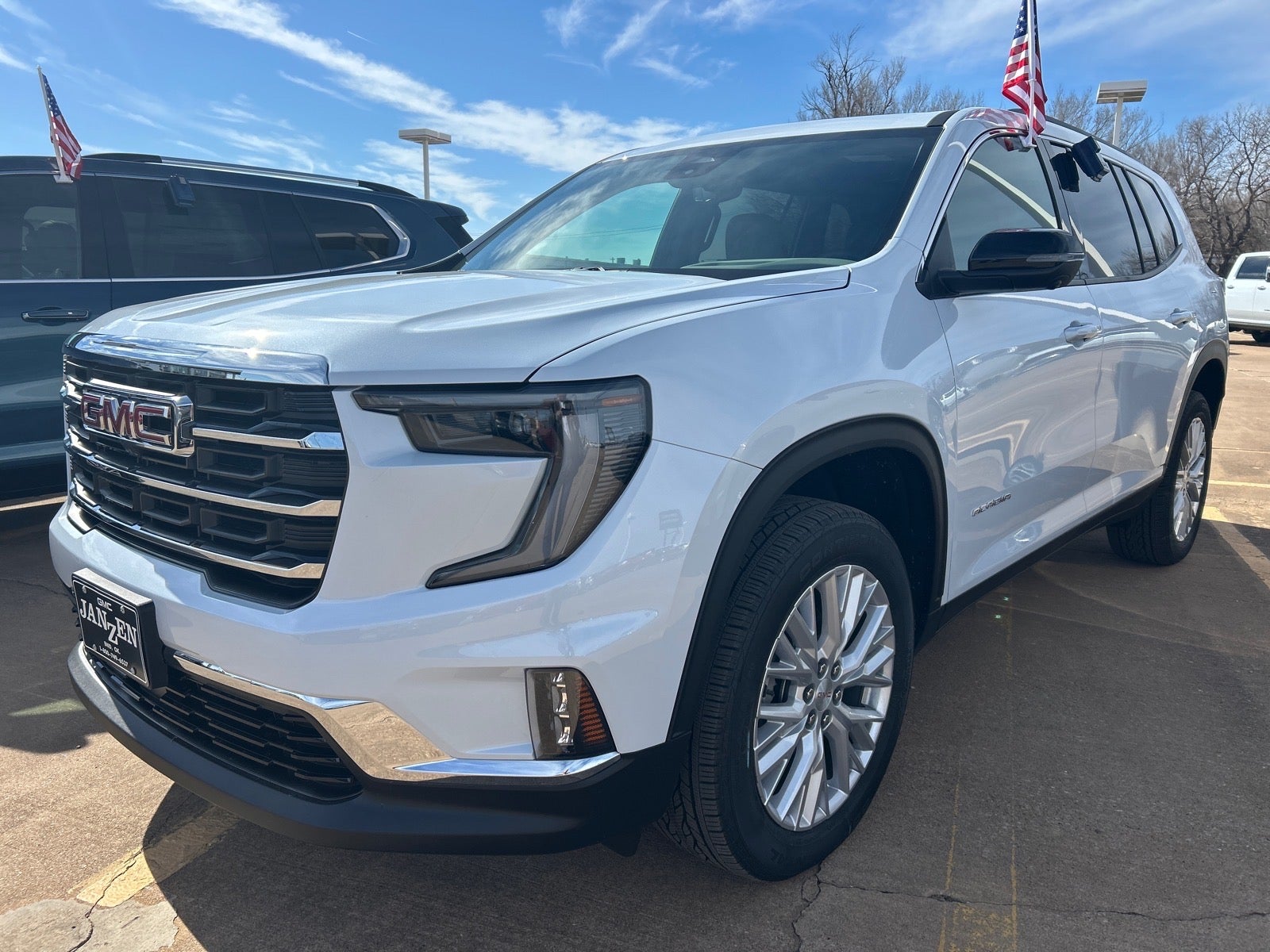 2026 GMC Acadia Elevation