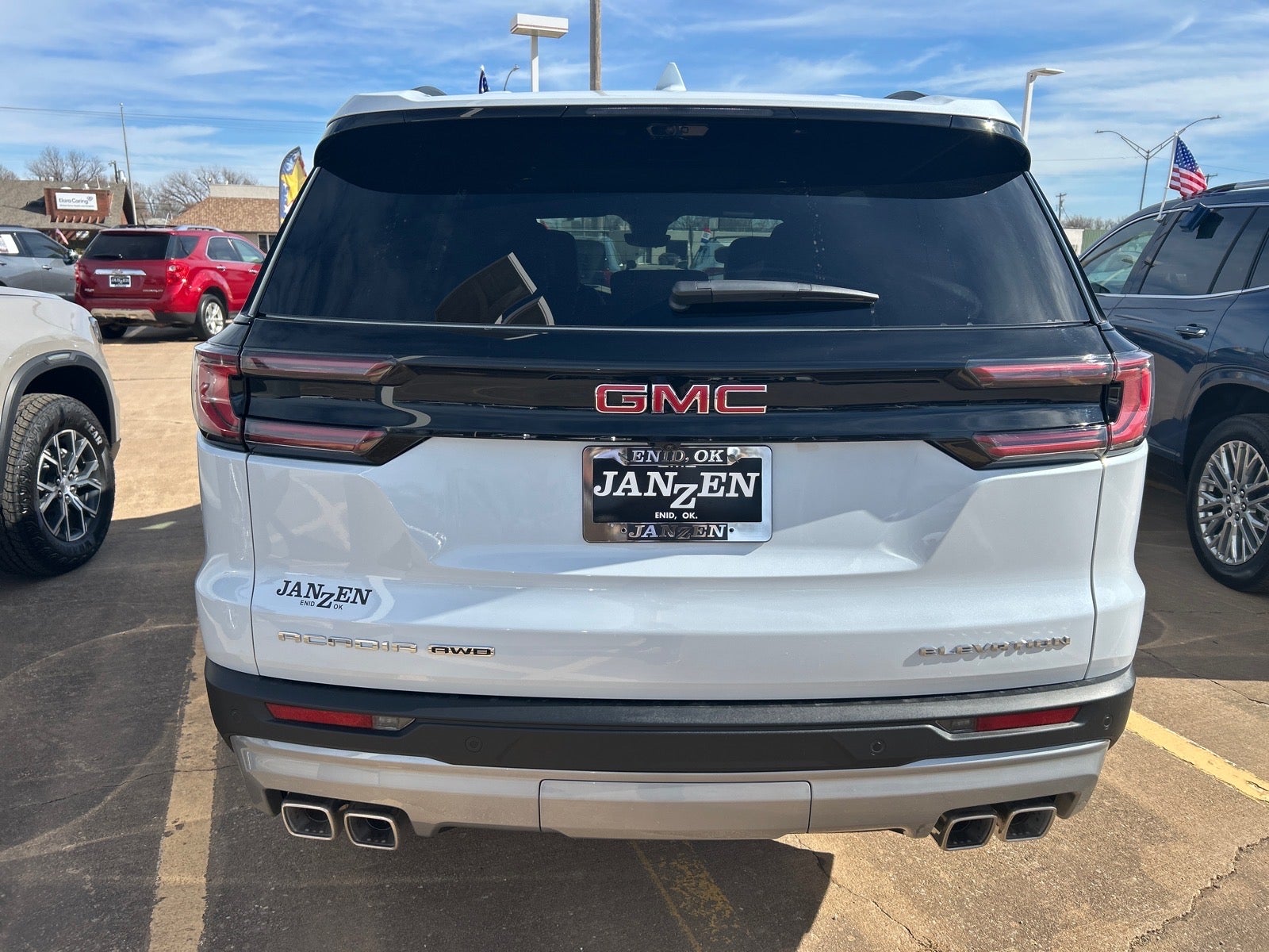 2026 GMC Acadia Elevation