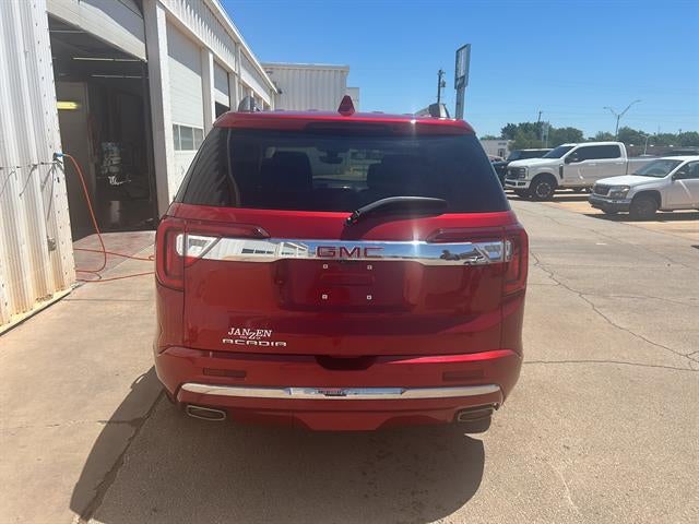 2021 GMC Acadia Denali