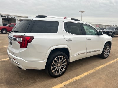 2023 GMC Acadia Denali