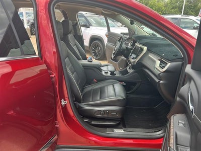 2022 GMC Acadia Denali