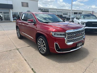 2022 GMC Acadia Denali