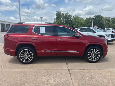 2022 GMC Acadia Denali