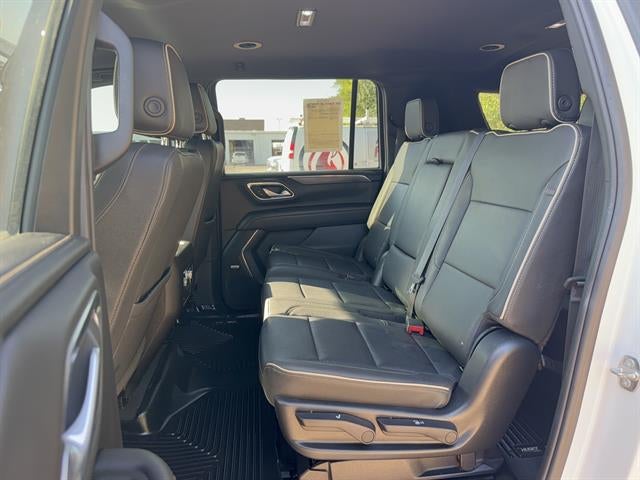 2022 GMC Yukon XL SLT - Photo 12