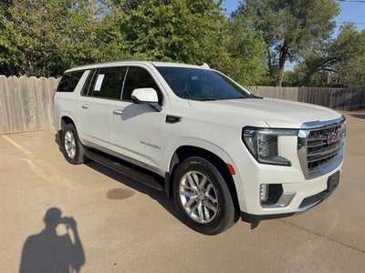 2022 GMC Yukon XL SLT
