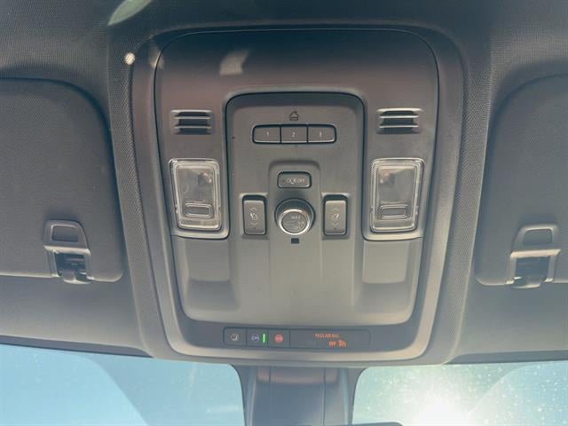 2022 GMC Yukon XL SLT - Photo 22