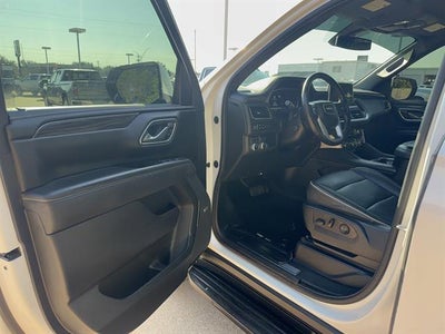 2022 GMC Yukon XL SLT