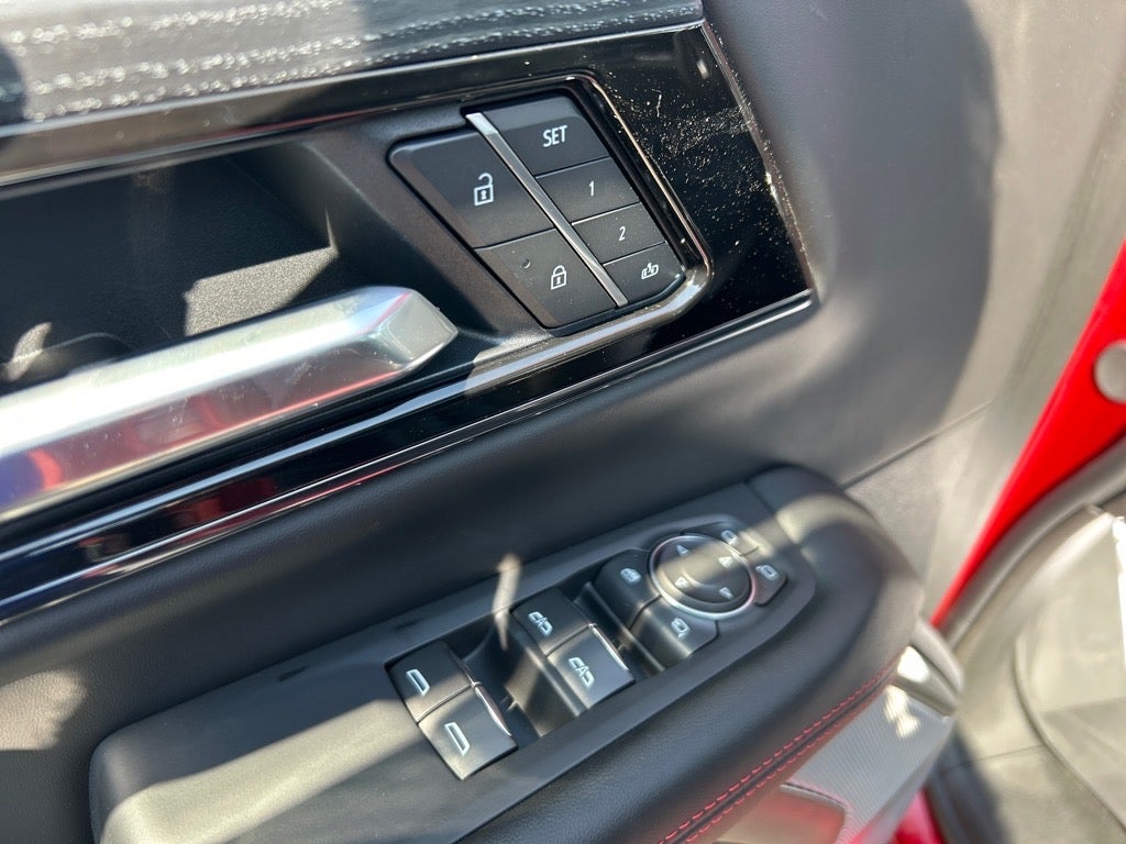 2025 GMC Yukon AT4 Ultimate