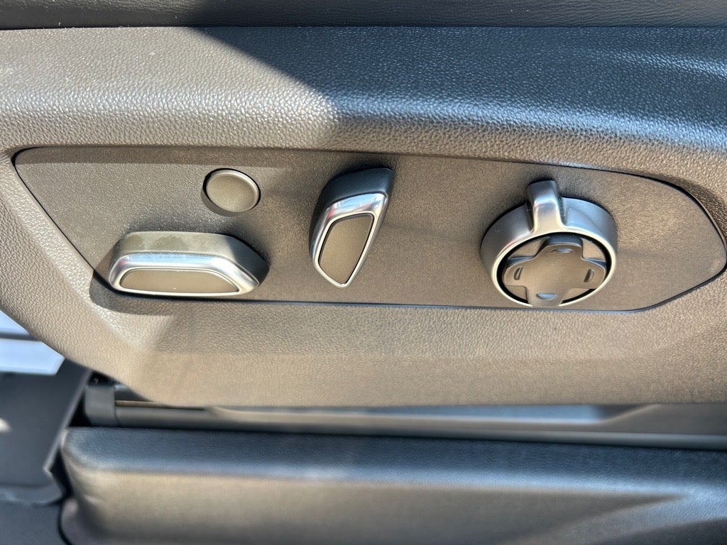 2025 GMC Yukon AT4 Ultimate