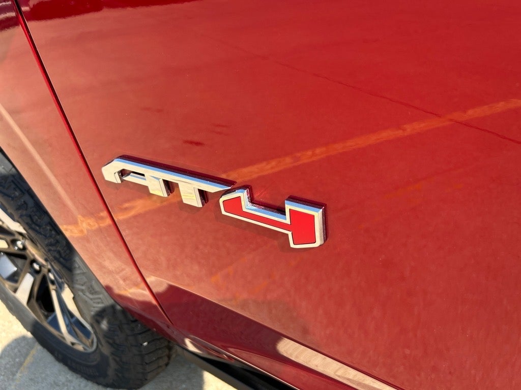 2025 GMC Yukon AT4 Ultimate