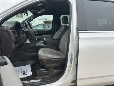 2023 Chevrolet Suburban LT