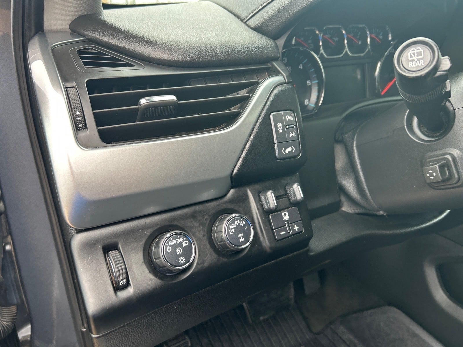 2018 Chevrolet Suburban Premier