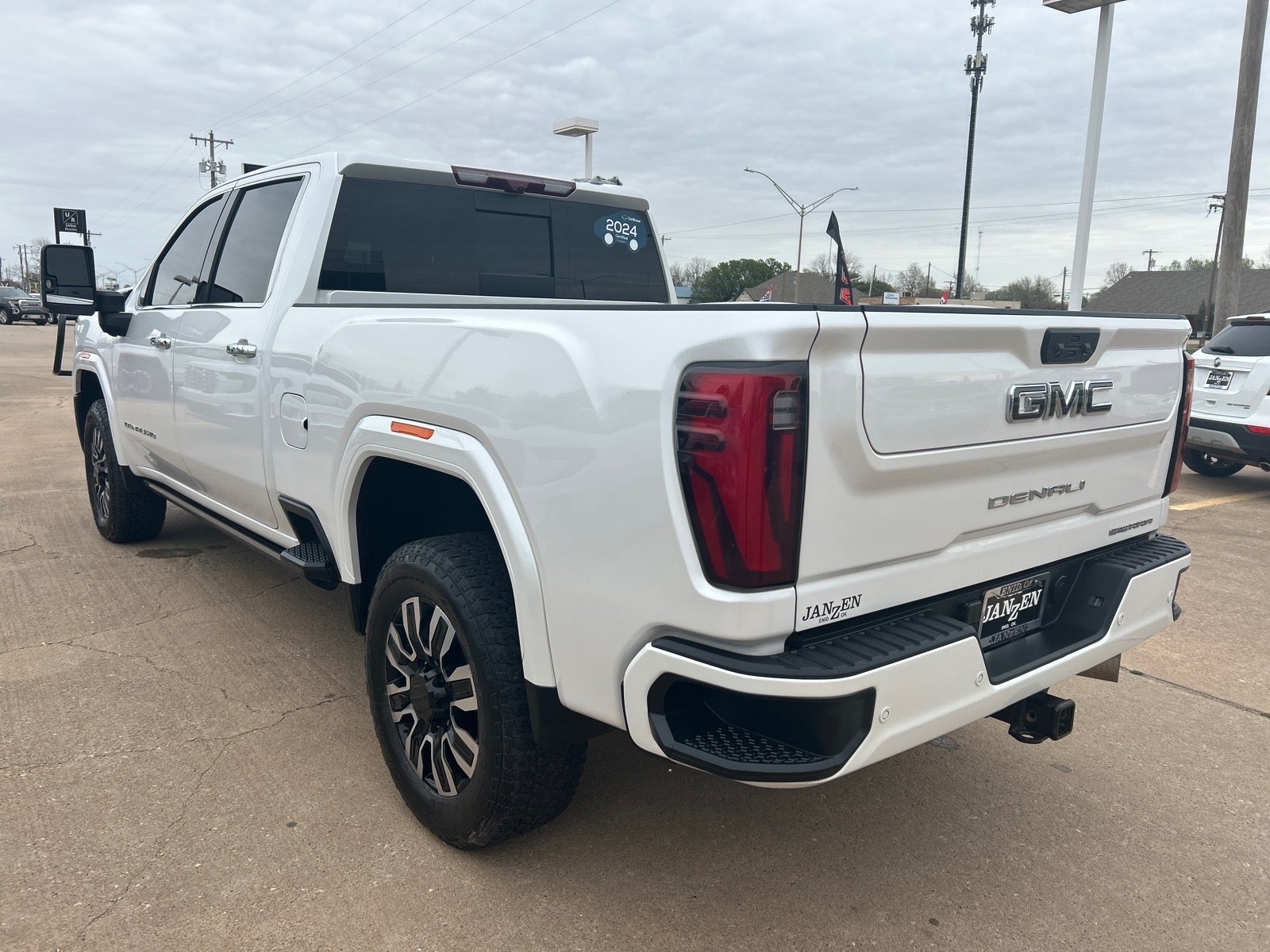 2024 GMC Sierra 2500 HD Denali Ultimate