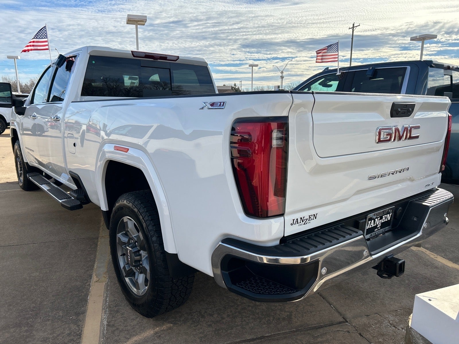 2026 GMC Sierra 2500 HD SLT