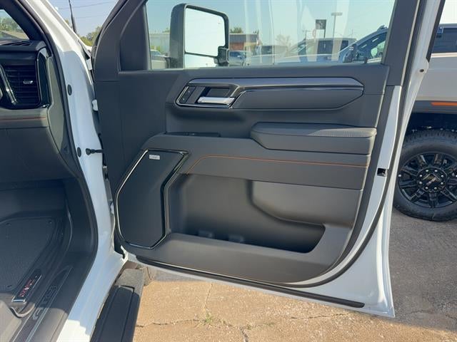 2026 GMC Sierra 2500HD AT4 - Photo 11