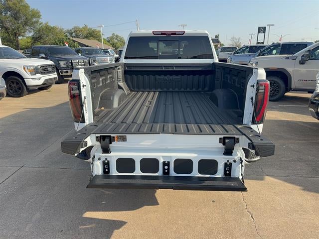 2026 GMC Sierra 2500HD AT4 - Photo 6