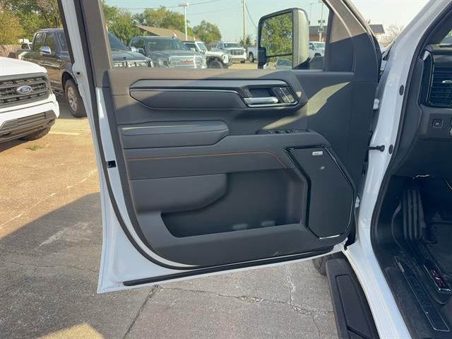 2026 GMC Sierra 2500HD AT4 - Photo 7