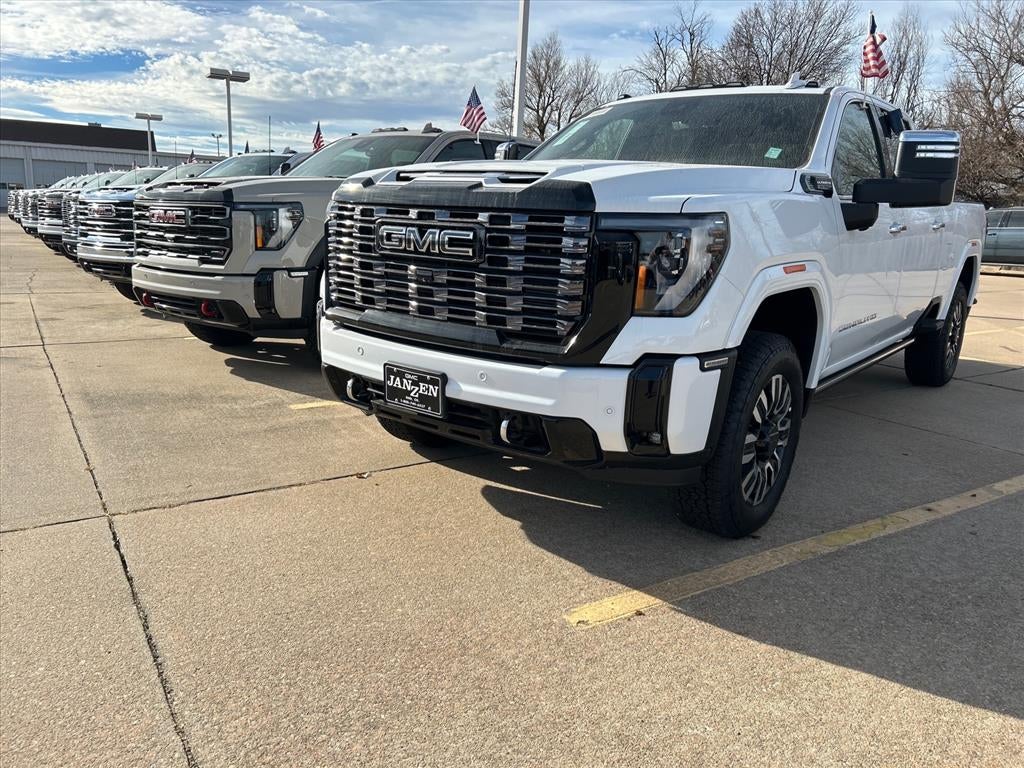 2026 GMC Sierra 2500 HD Denali Ultimate