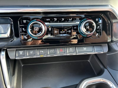 2026 GMC Sierra 3500 HD Denali Ultimate DRW