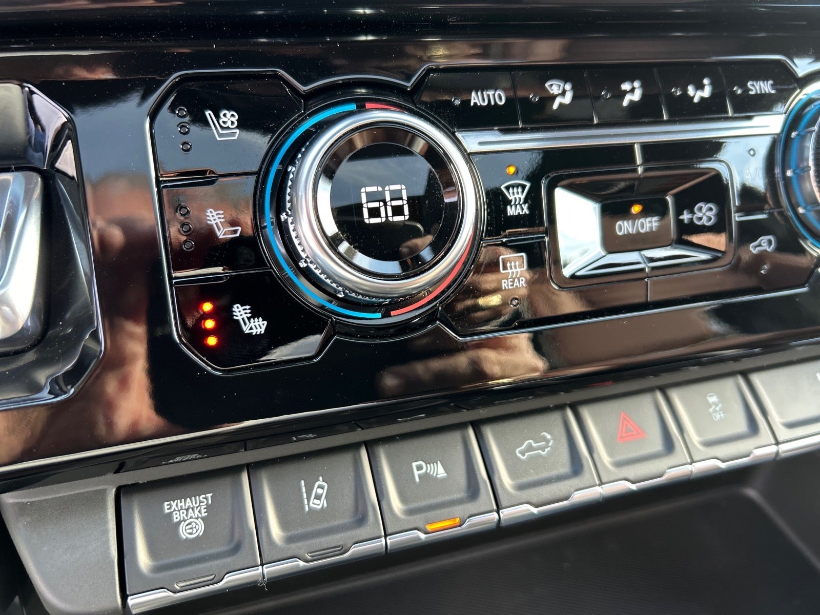 2026 GMC Sierra 3500 HD Denali Ultimate DRW