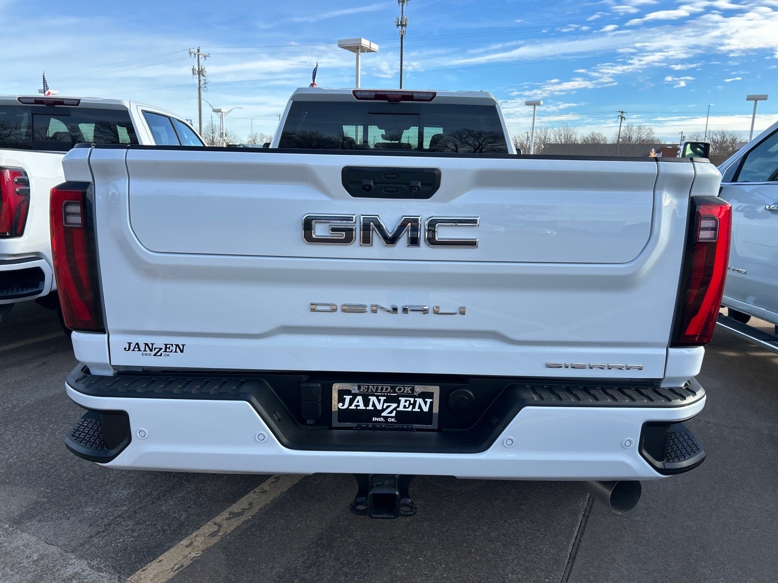 2026 GMC Sierra 3500 HD Denali Ultimate DRW
