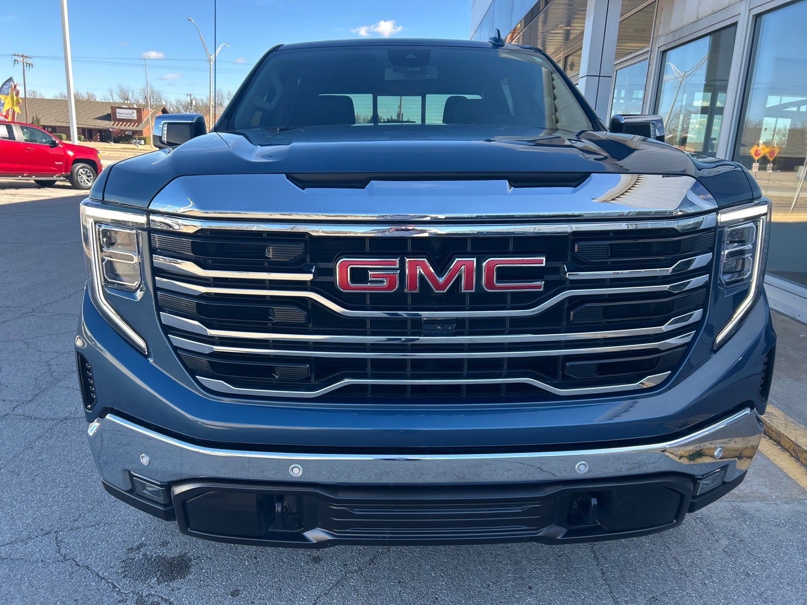 2024 GMC Sierra 1500 SLT