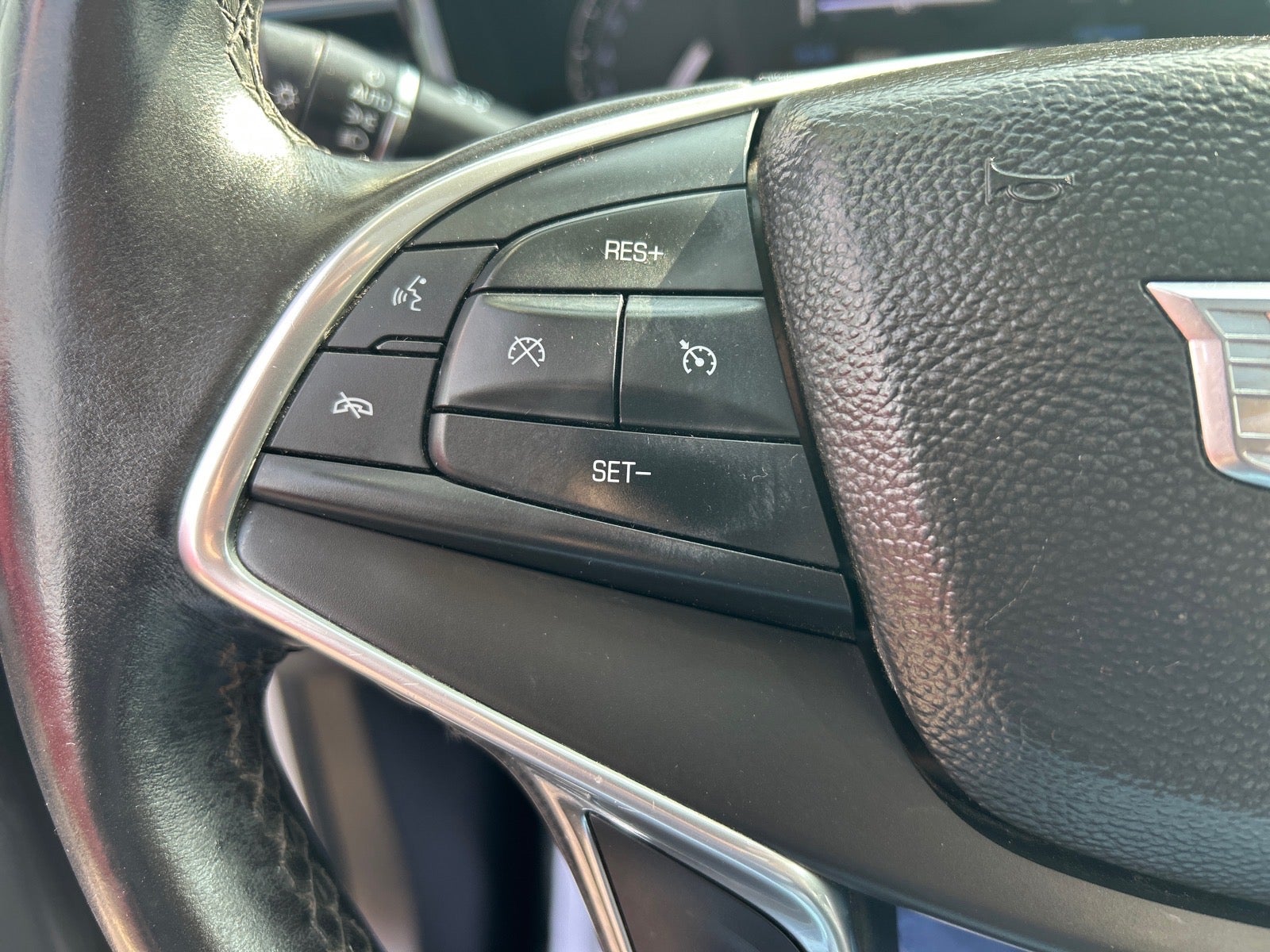 2017 Cadillac XT5 Luxury AWD