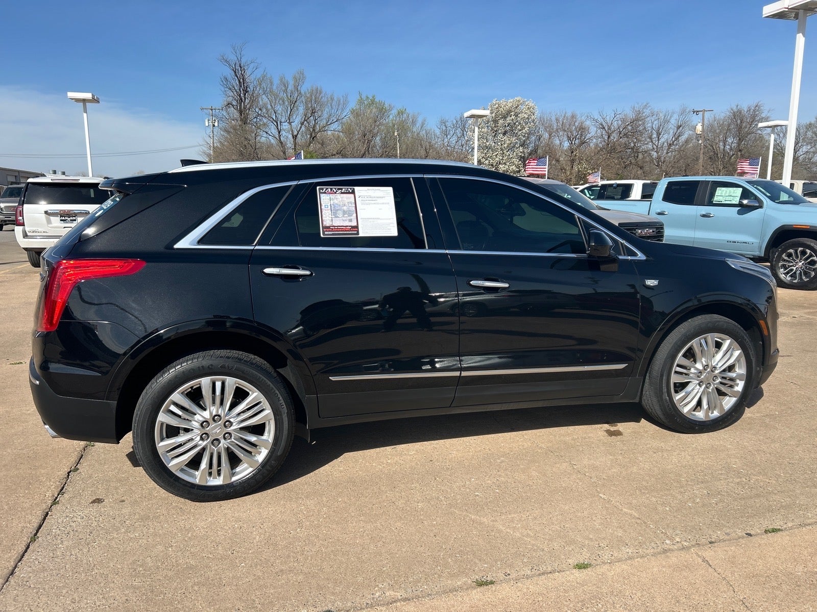 2019 Cadillac XT5 Premium Luxury FWD