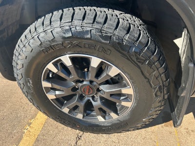 2023 Nissan TITAN Crew Cab PRO-4X 4x4