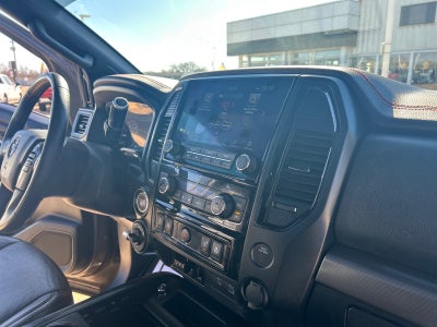 2023 Nissan TITAN Crew Cab PRO-4X 4x4