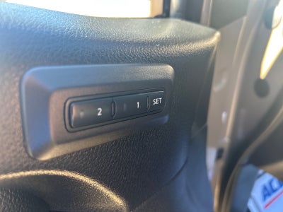 2023 Nissan TITAN Crew Cab PRO-4X 4x4