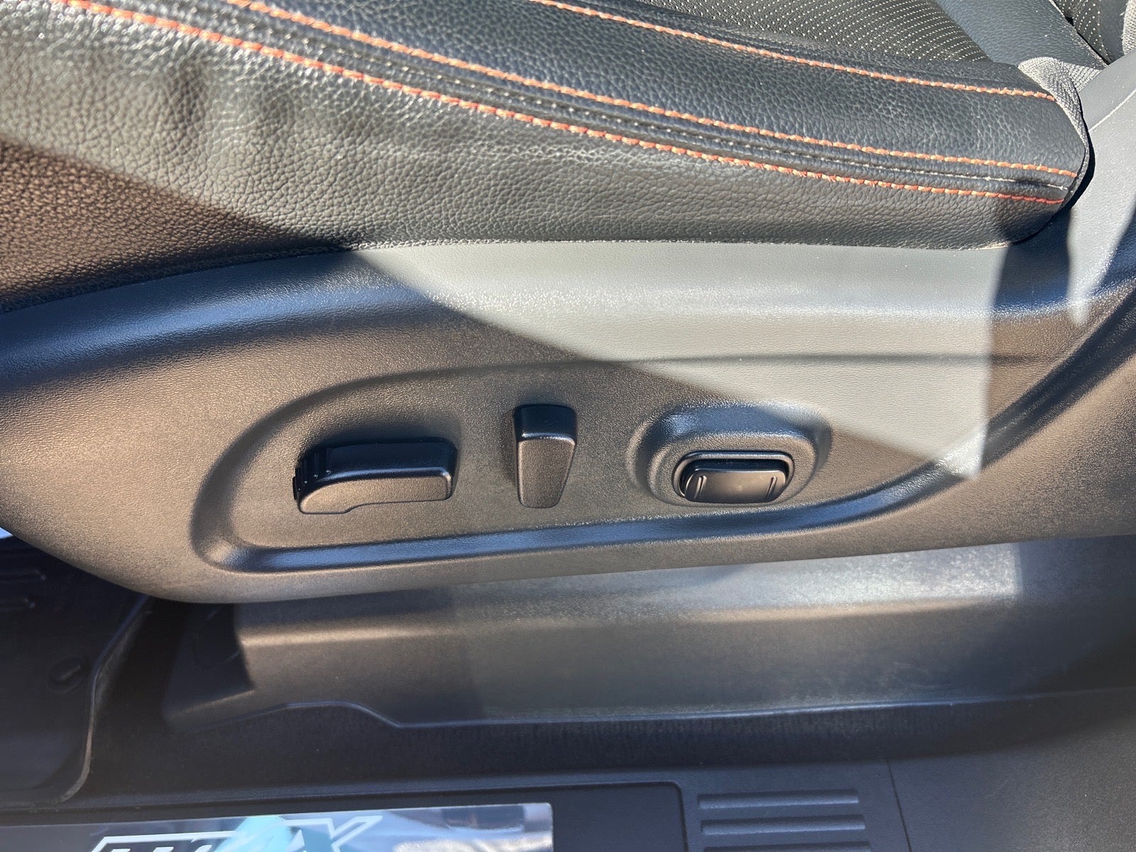 2023 Nissan TITAN Crew Cab PRO-4X 4x4