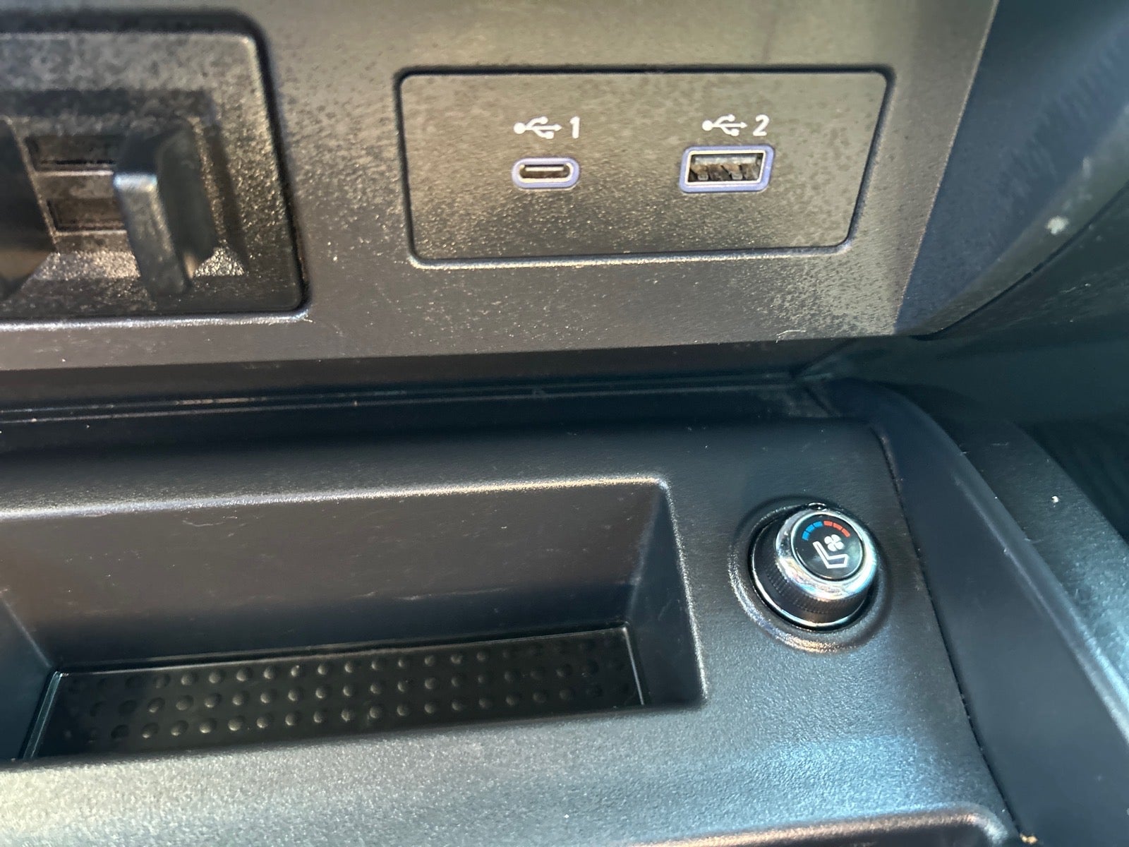 2023 Nissan TITAN Crew Cab PRO-4X 4x4