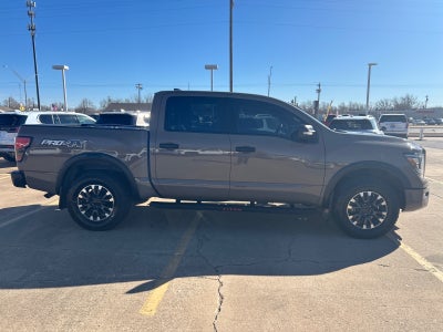 2023 Nissan TITAN Crew Cab PRO-4X 4x4