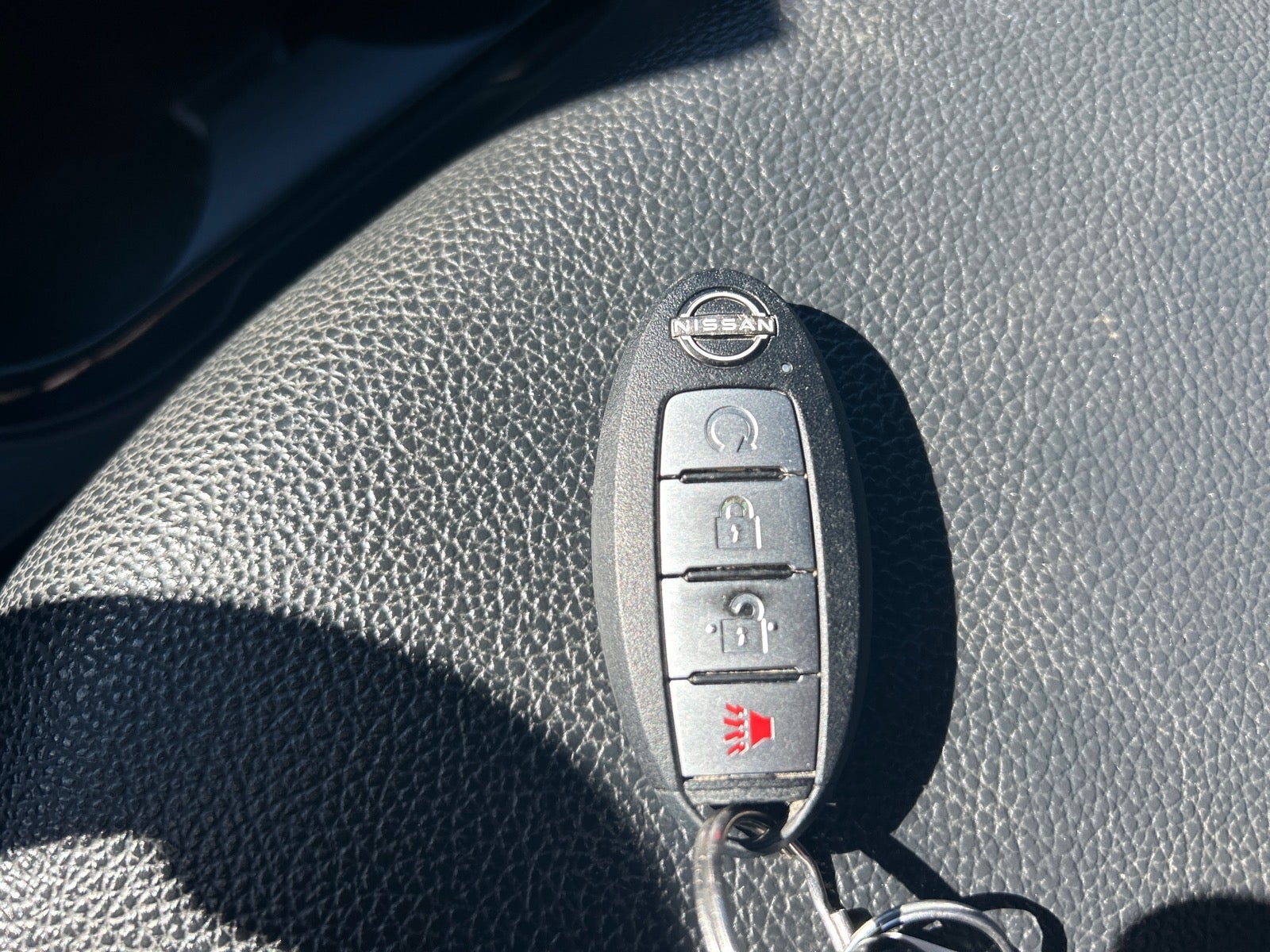 2023 Nissan TITAN Crew Cab PRO-4X 4x4