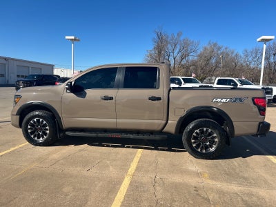 2023 Nissan TITAN Crew Cab PRO-4X 4x4
