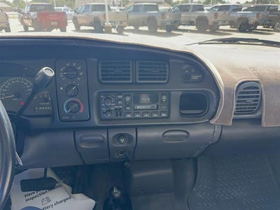 2002 Dodge Ram 2500 4dr Quad Cab 139" WB HD 4WD