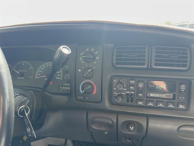 2002 Dodge Ram 2500 4dr Quad Cab 139" WB HD 4WD