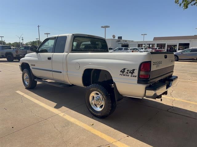 2002 Dodge Ram 2500 4dr Quad Cab 139" WB HD 4WD