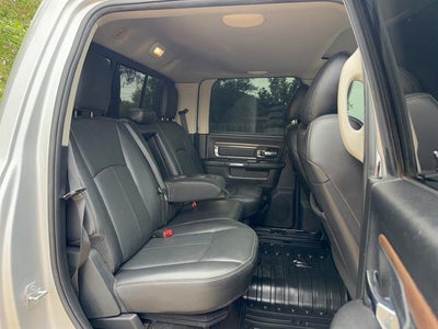 2018 RAM 2500 Laramie Crew Cab 4x4 6'4" Box