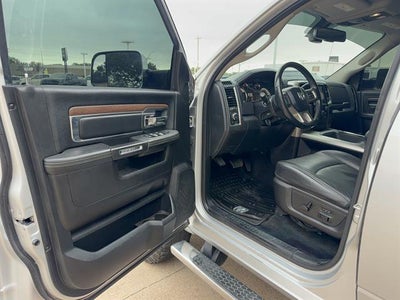 2018 RAM 2500 Laramie Crew Cab 4x4 6'4" Box