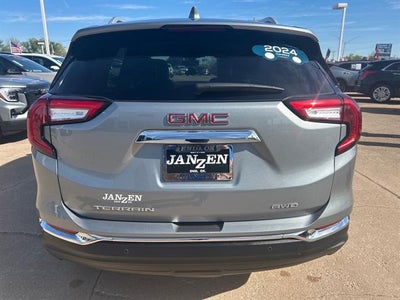 2024 GMC Terrain SLT