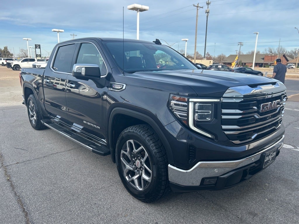 2024 GMC Sierra 1500 SLT