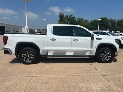 2025 GMC Sierra 1500 SLT