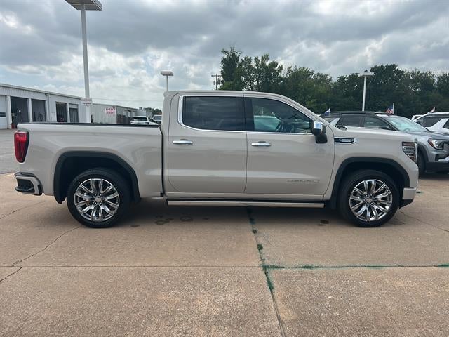 2026 GMC Sierra 1500 Denali - Photo 4