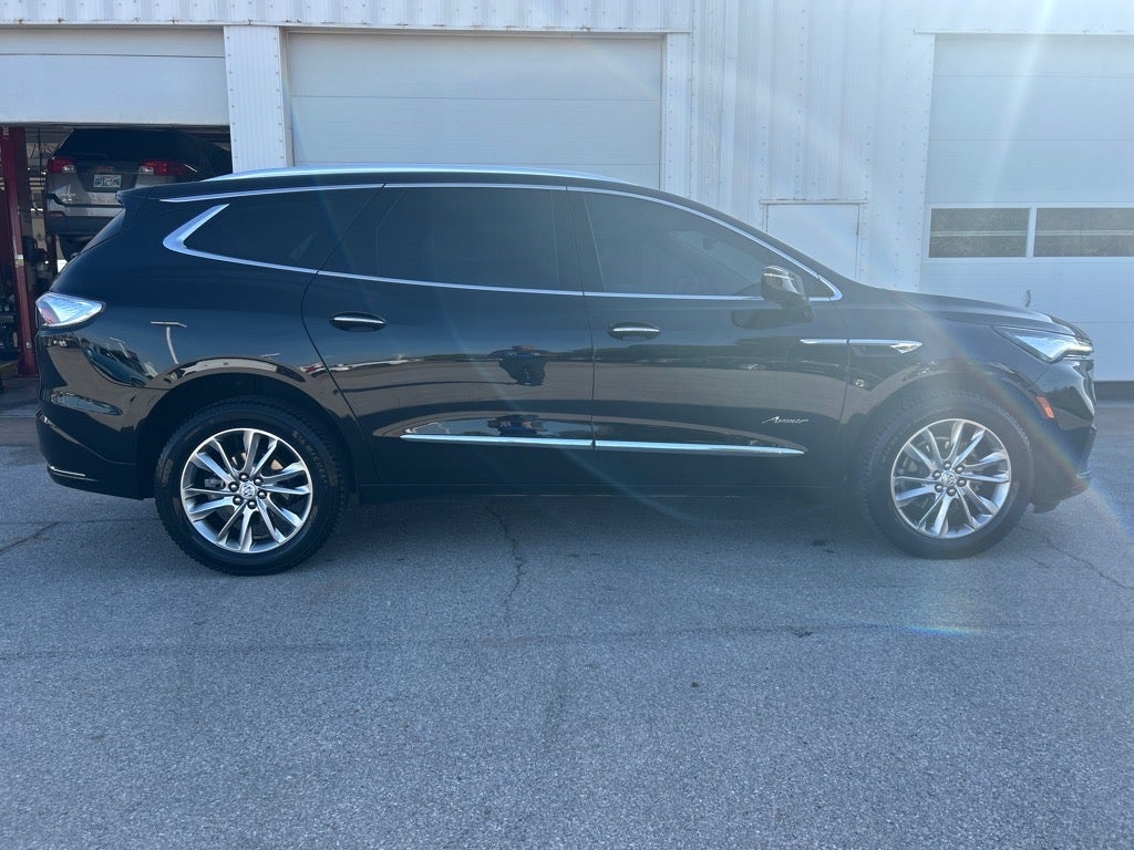 2023 Buick Enclave Avenir